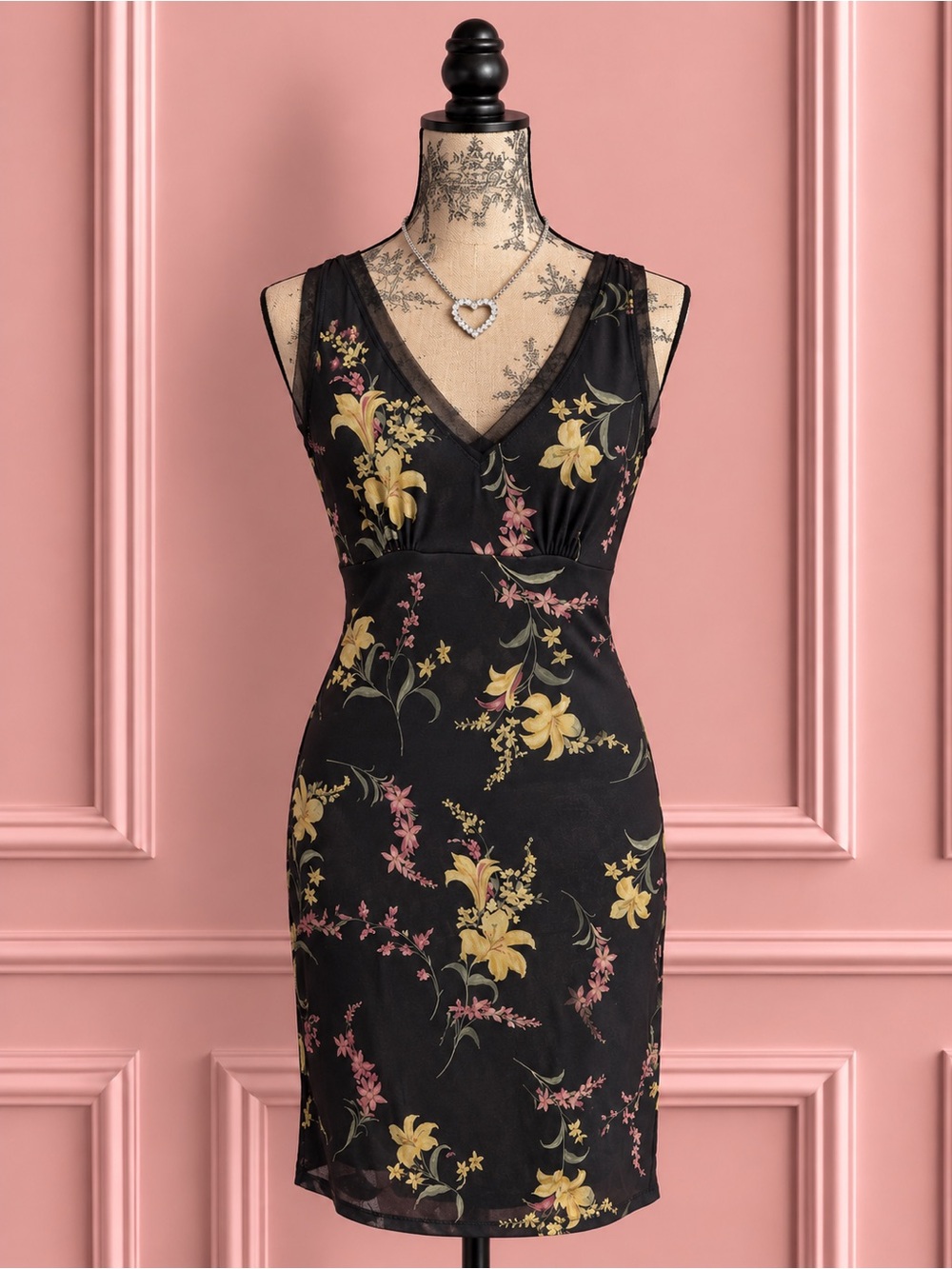 Vintage BCBG MaxAzria Black Floral V-Neck Sleeveless Dress Size XS